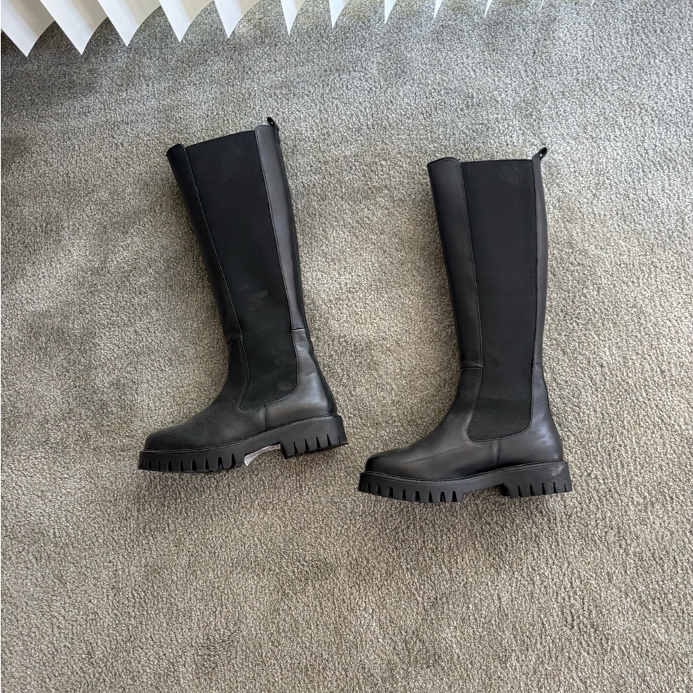 Stylish Black Over the Knee Boots